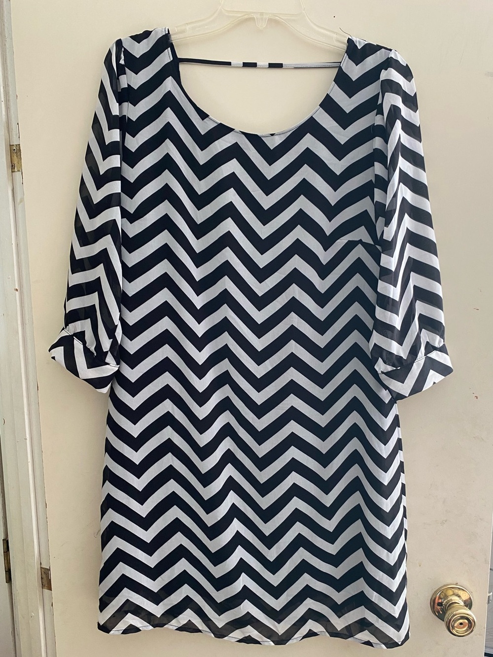HeartSoul Black & White Chevron Long Sleeve Shift Dress